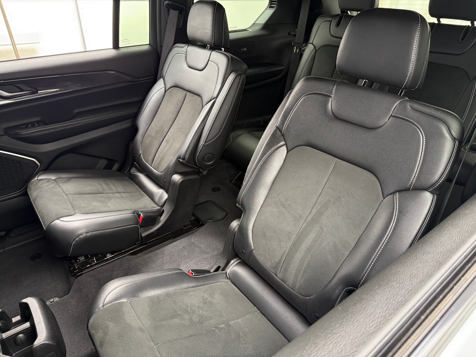 Thumbnail: 2021 Jeep Grand Cherokee L - 5