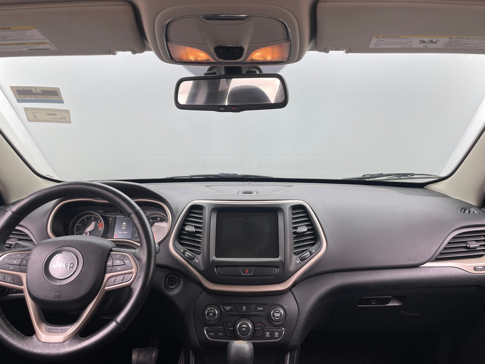 Thumbnail: 2017 Jeep Cherokee - 3