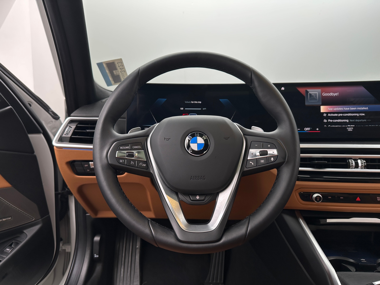 Thumbnail: 2023 BMW 3 Series - 4