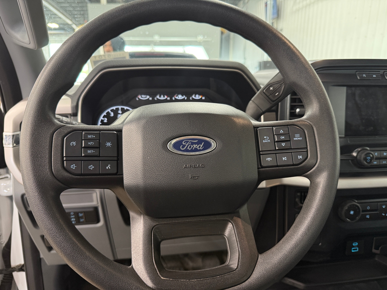 Thumbnail: 2023 Ford Econoline - 5