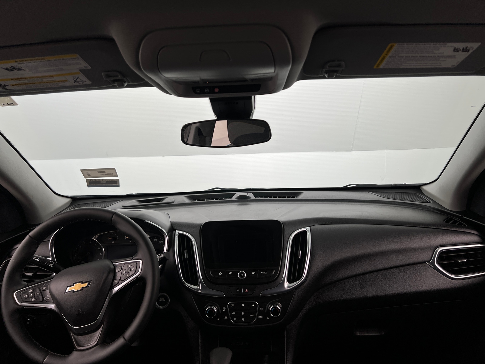 Thumbnail: 2023 Chevrolet Equinox - 3