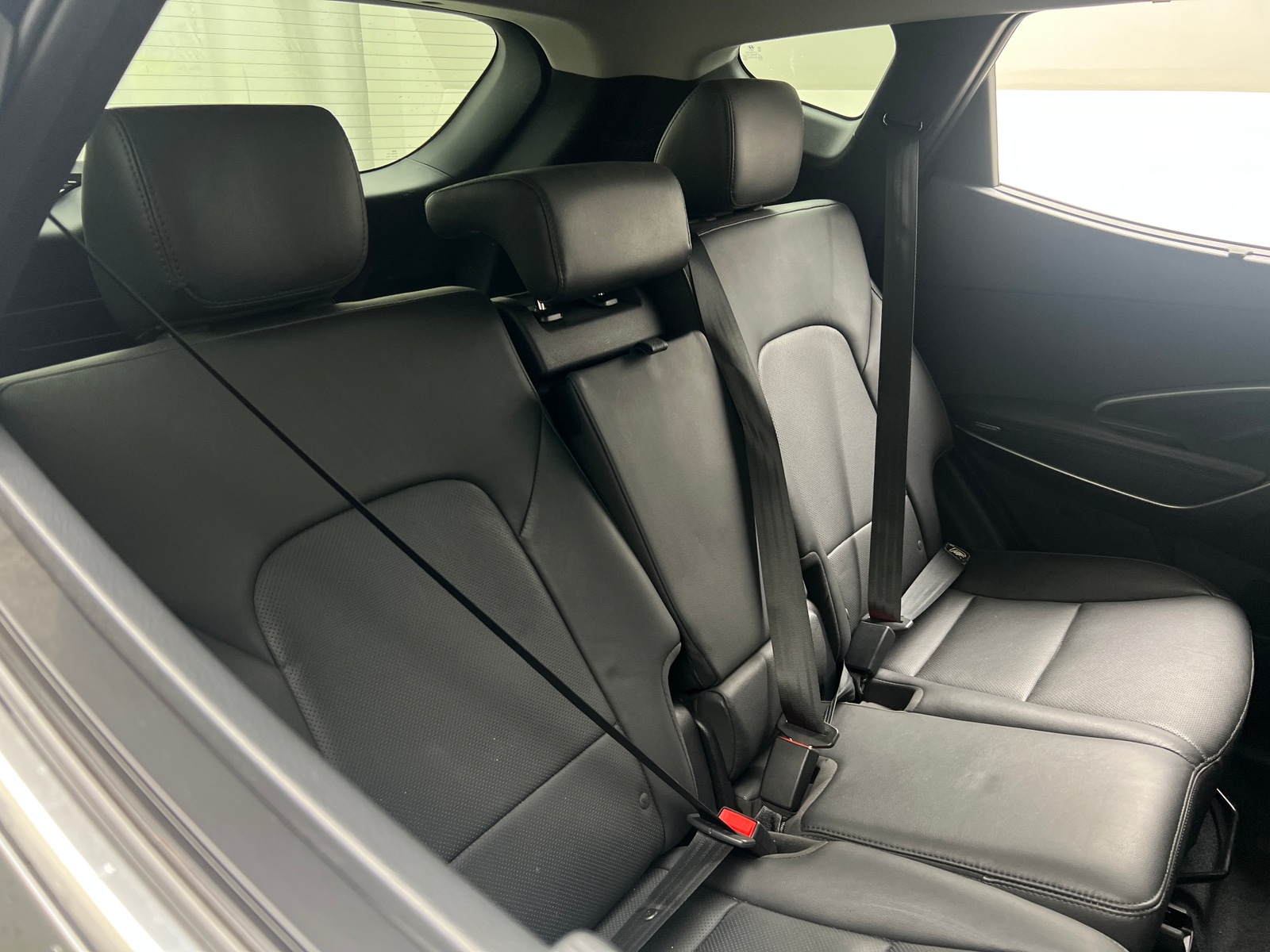 Thumbnail: 2017 Hyundai Santa Fe - 5