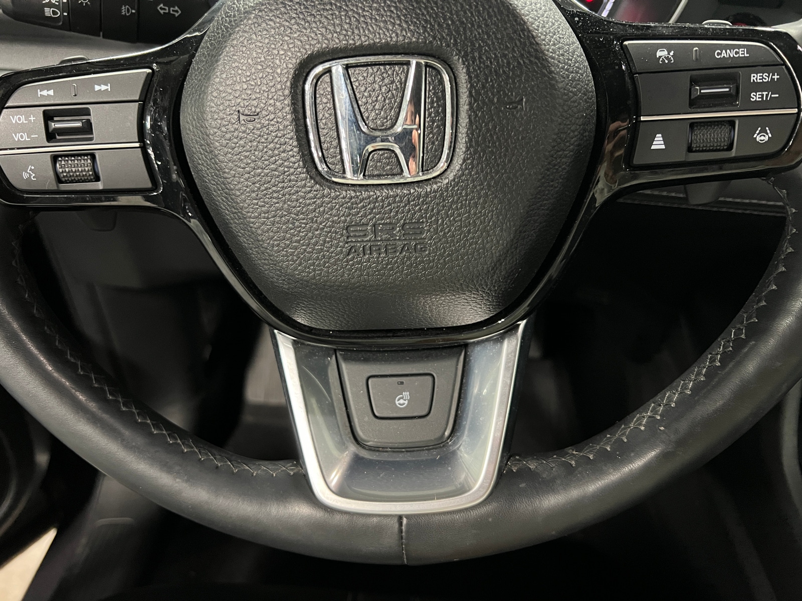 Thumbnail: 2023 Honda Pilot - 4