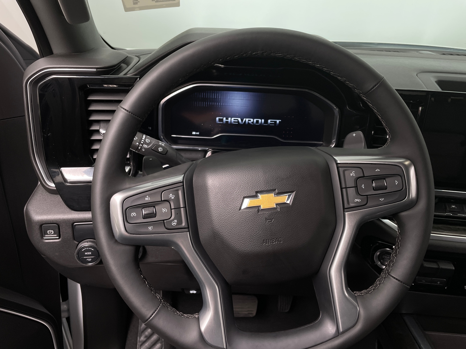 Thumbnail: 2025 Chevrolet Silverado 1500 - 4