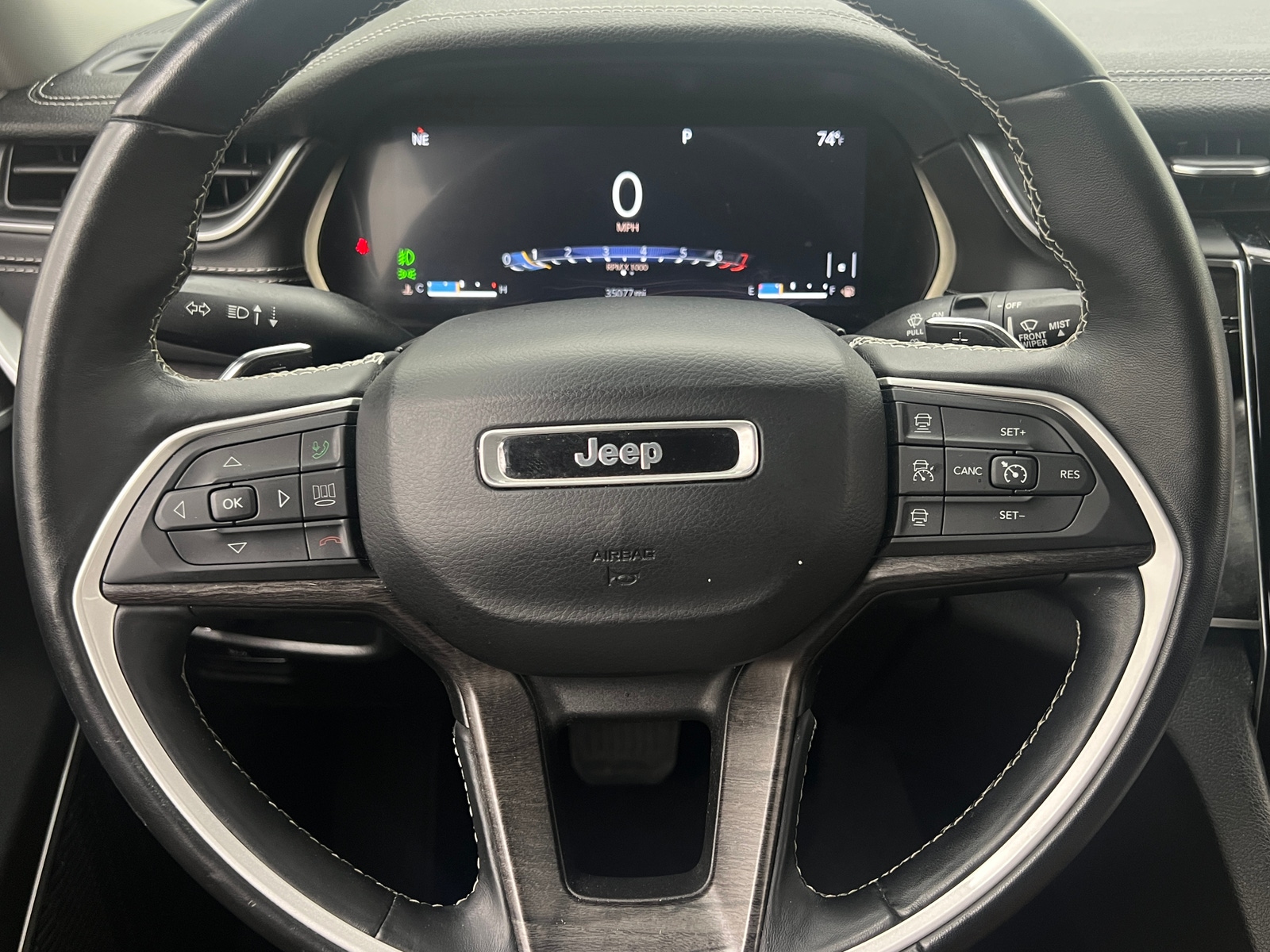 Thumbnail: 2021 Jeep Grand Cherokee L - 4