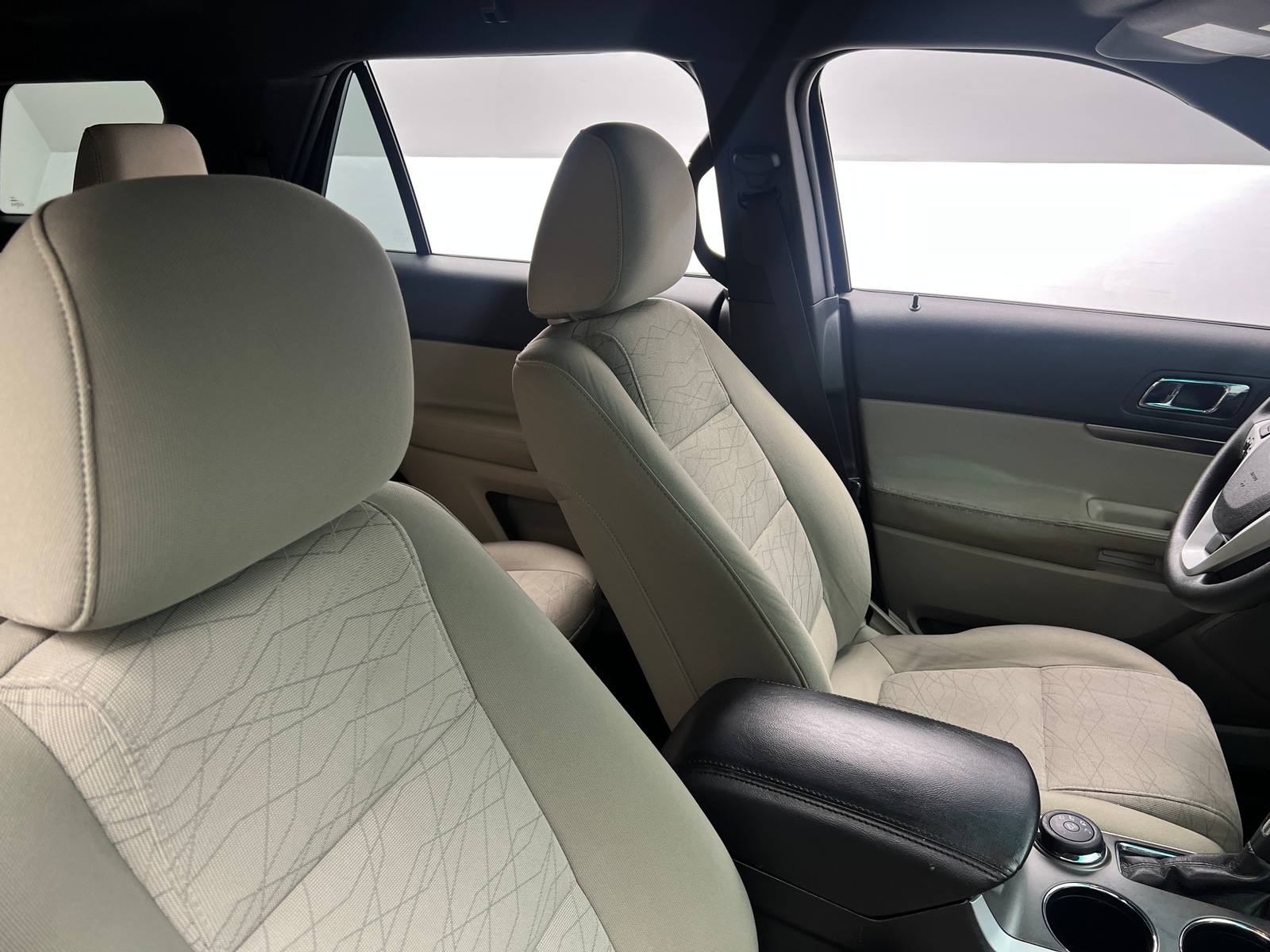 Thumbnail: 2011 Ford Explorer - 2