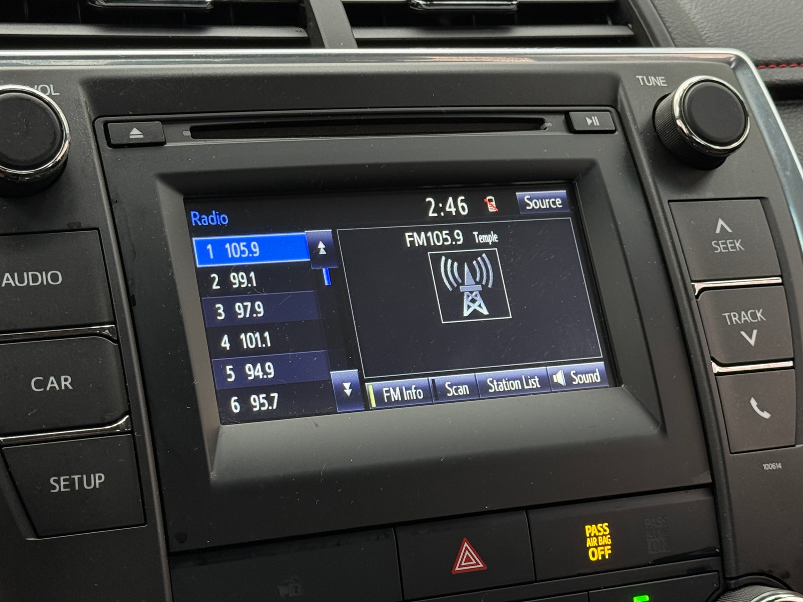 Thumbnail: 2017 Toyota Camry - 4