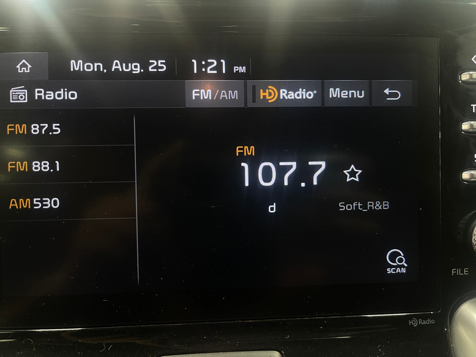 Thumbnail: 2021 Kia Sorento - 4