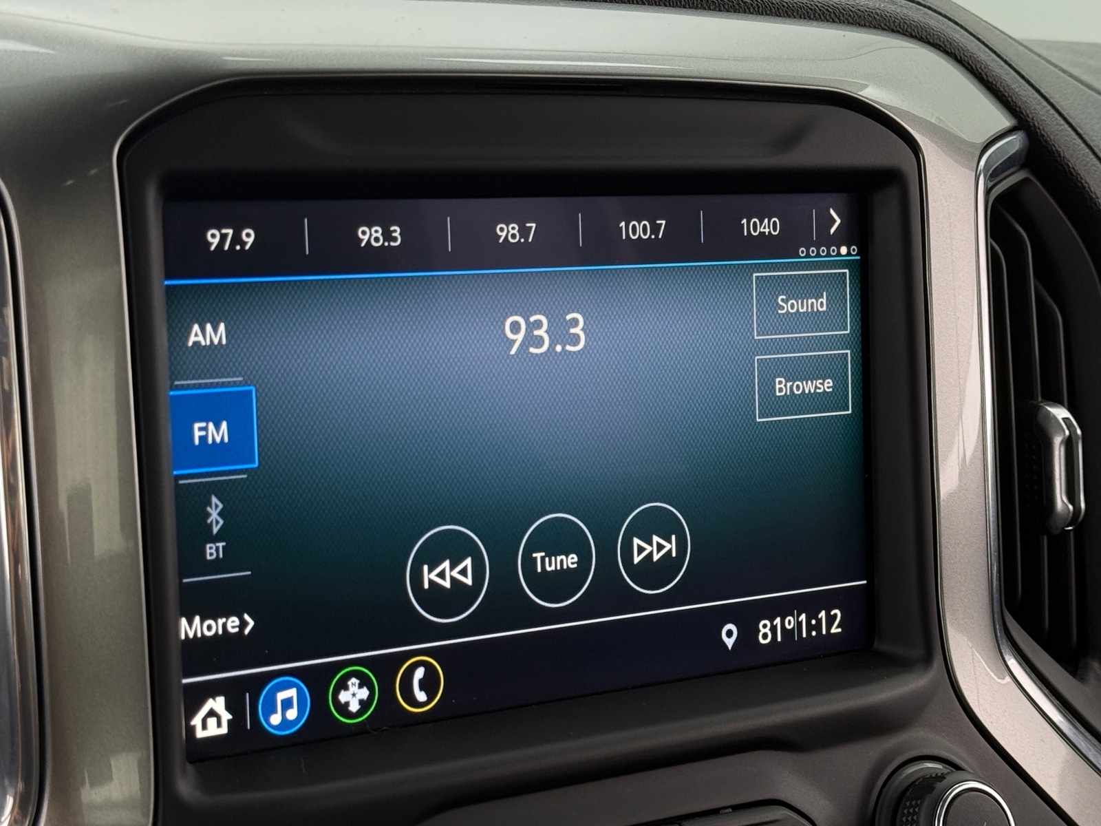 Thumbnail: 2020 Chevrolet Silverado 1500 - 4