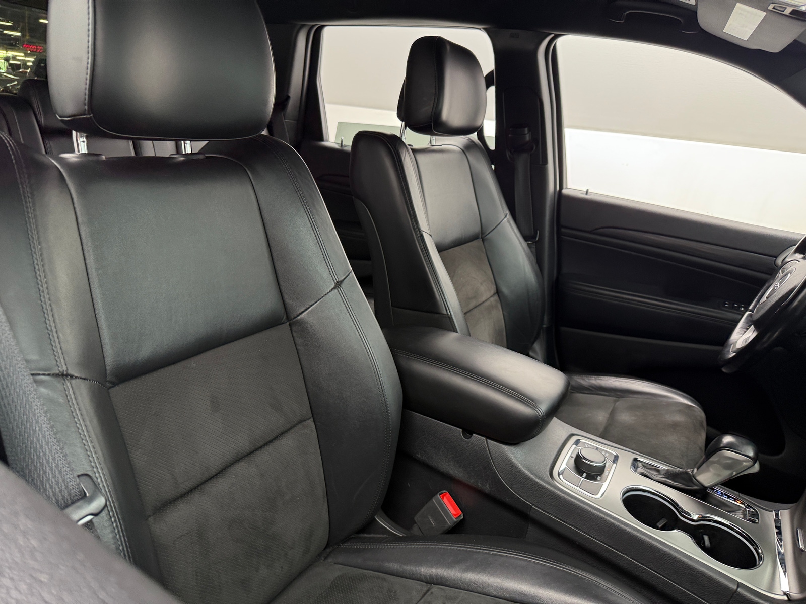 Thumbnail: 2020 Jeep Grand Cherokee - 2