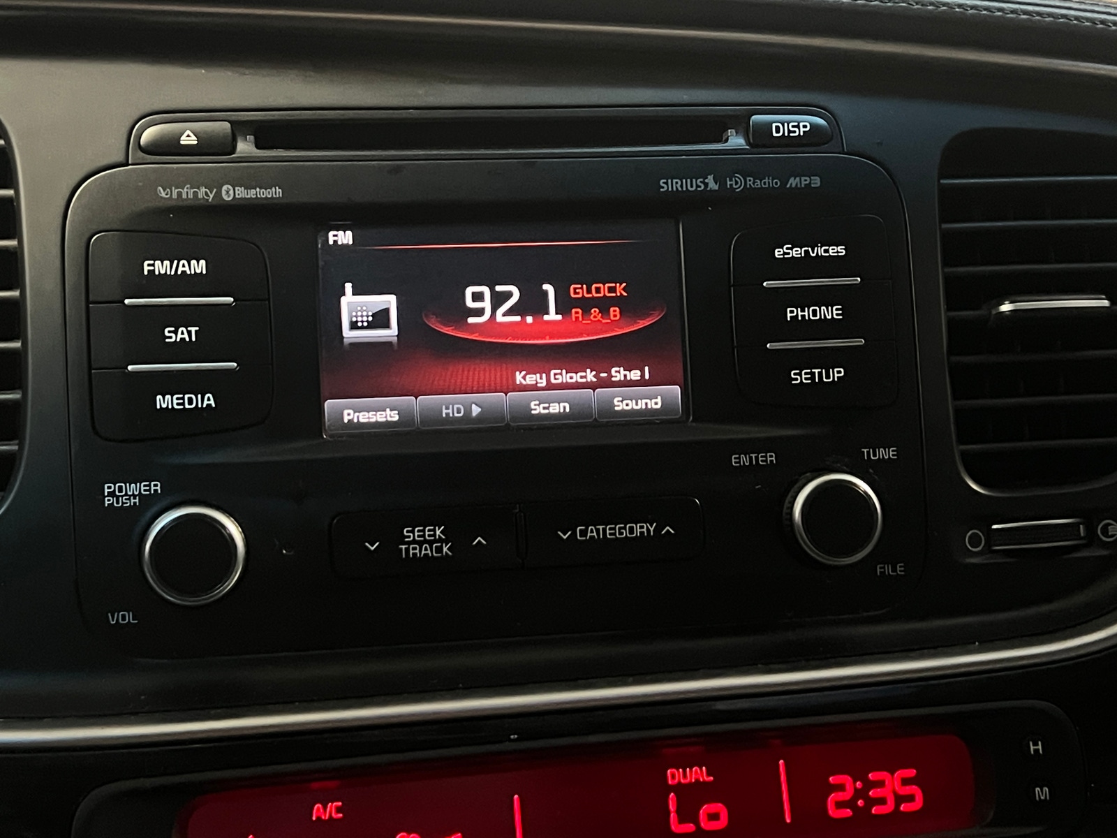 Thumbnail: 2015 Kia Optima - 3