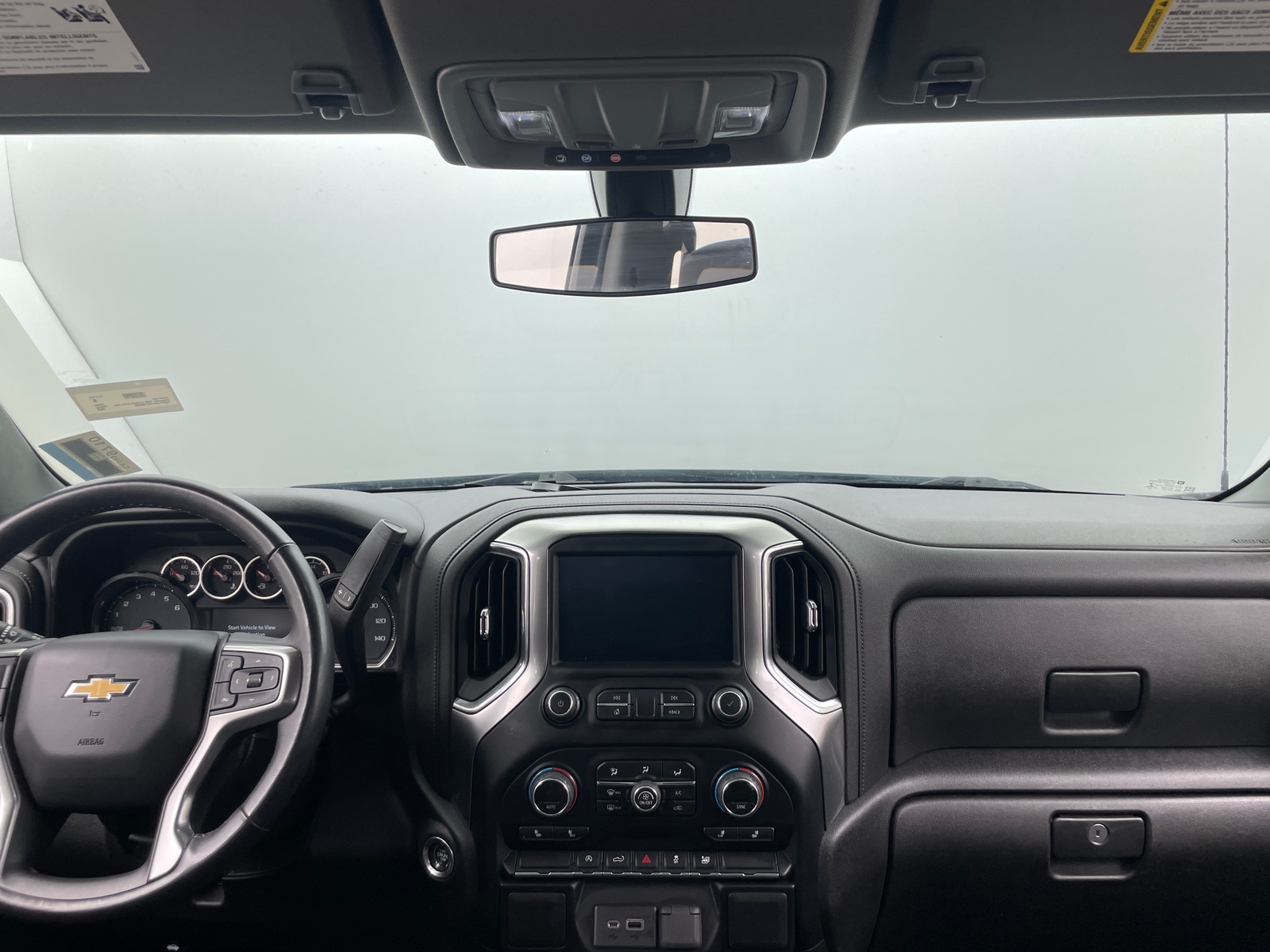 Thumbnail: 2022 Chevrolet Silverado 1500 - 3
