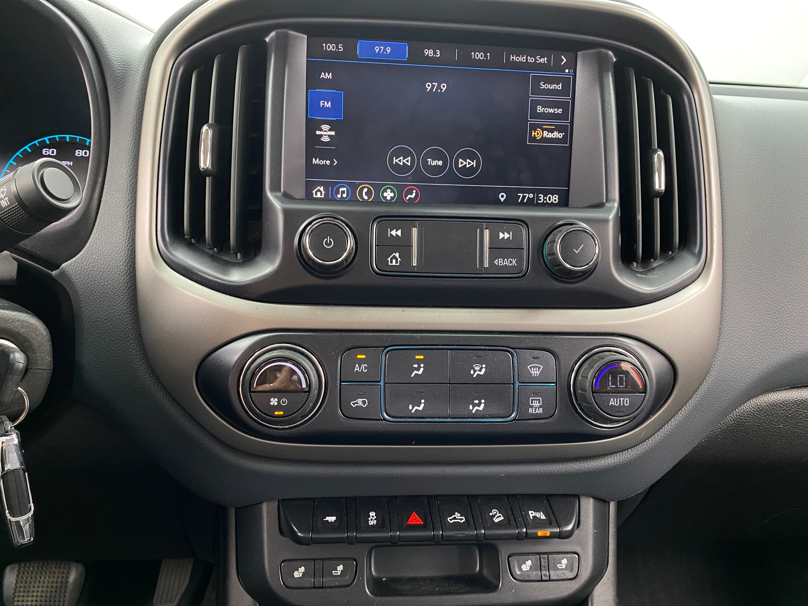 Thumbnail: 2020 Chevrolet Colorado - 4