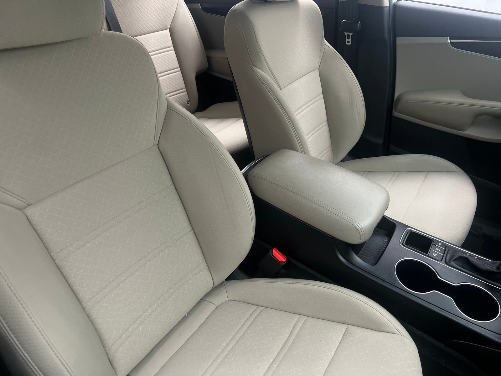 Thumbnail: 2020 Kia Sorento - 2