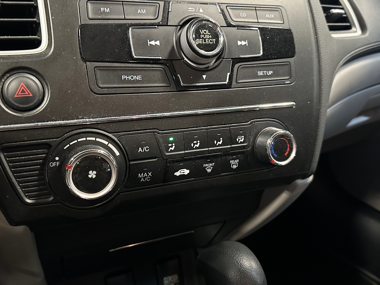 Thumbnail: 2015 Honda Civic - 4