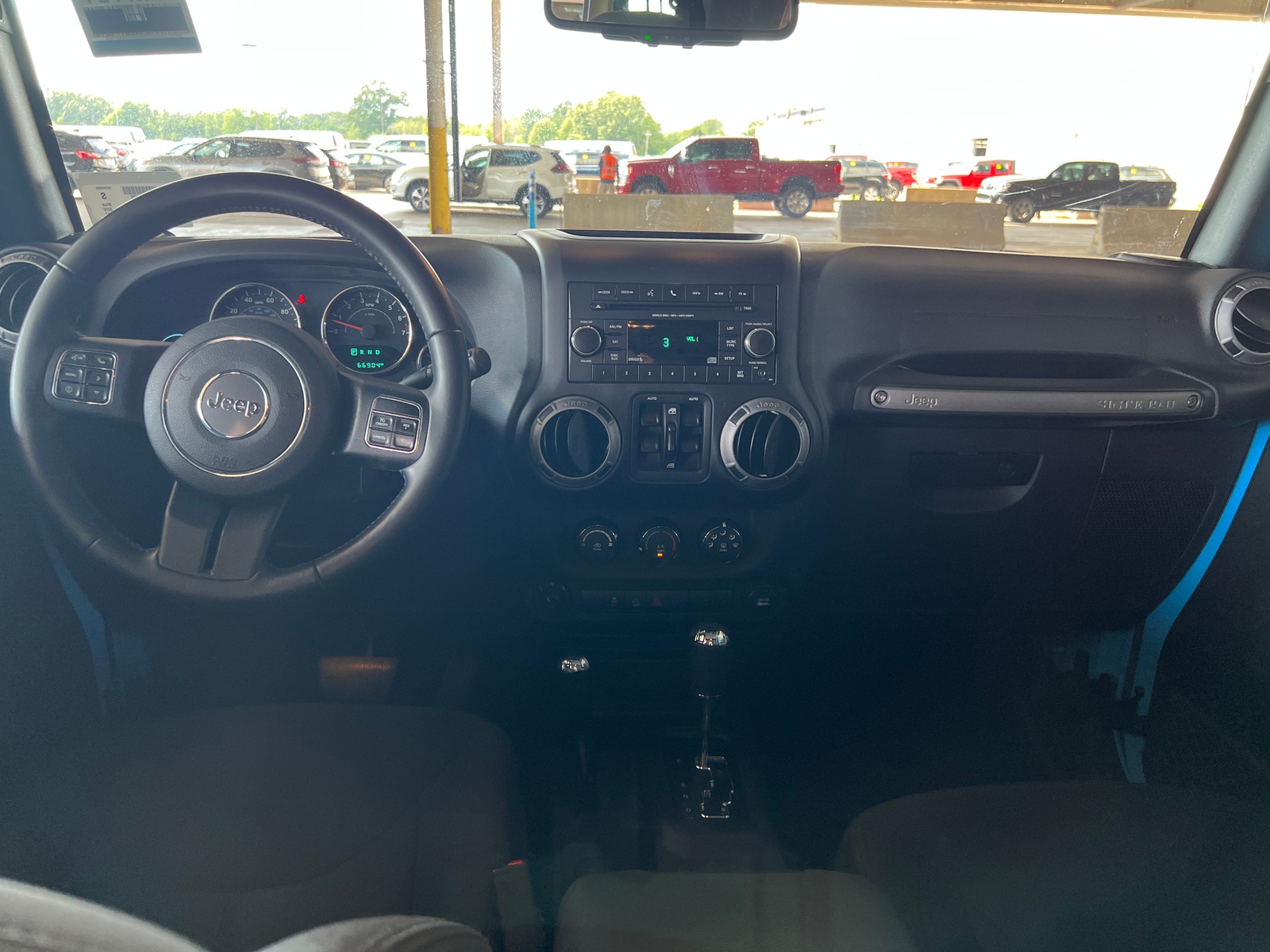 Thumbnail: 2017 Jeep Wrangler - 3