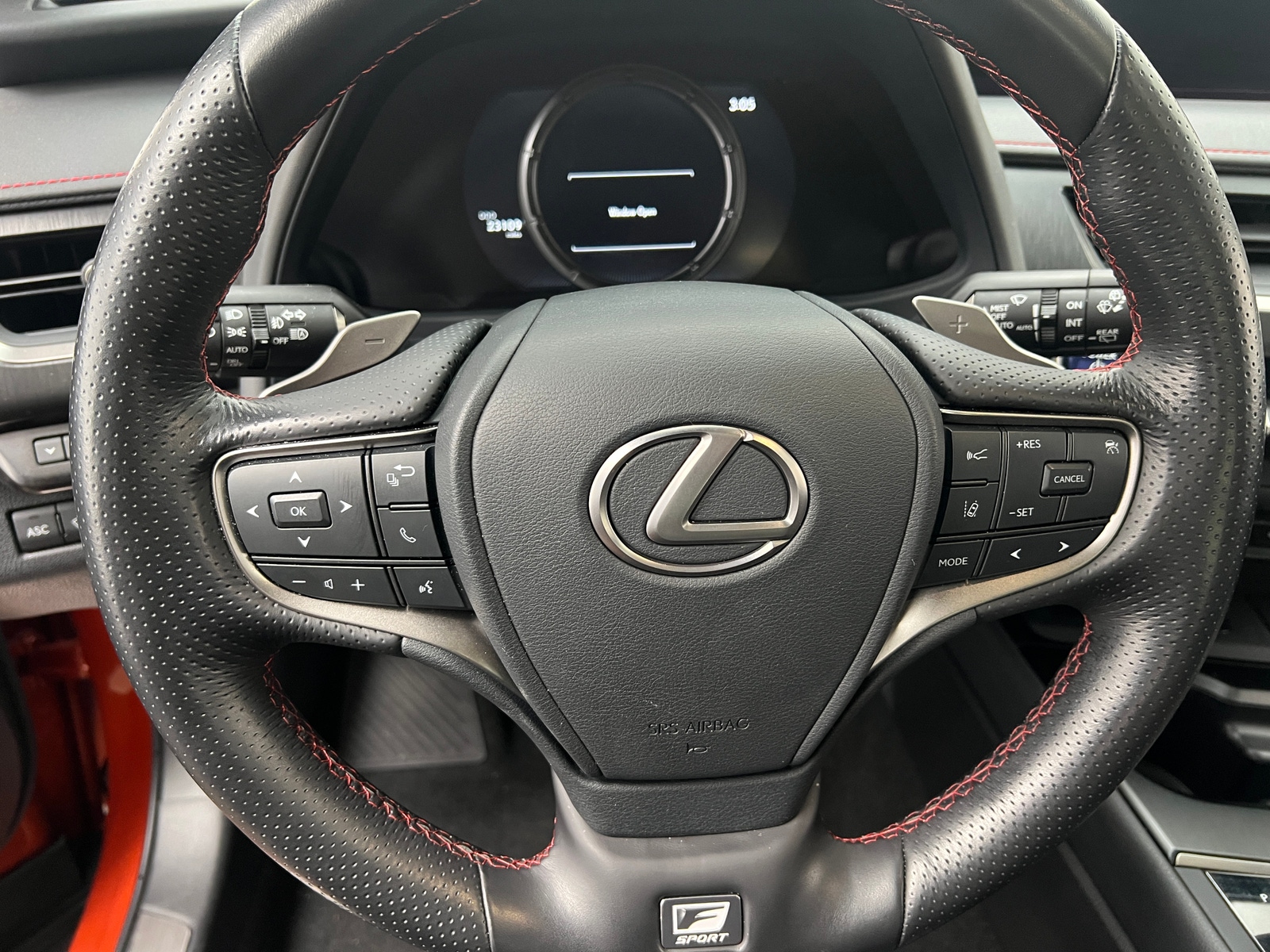 Thumbnail: 2021 Lexus UX - 4