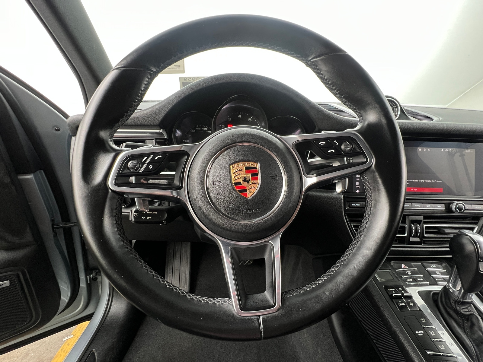 Thumbnail: 2020 Porsche Macan - 4