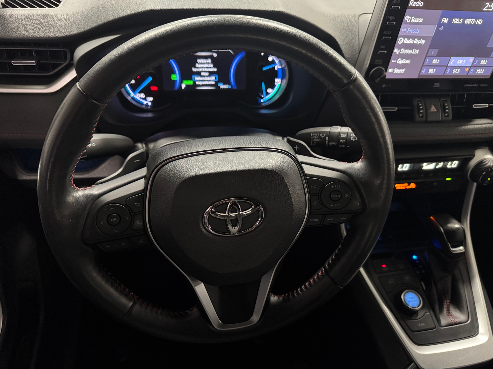 Thumbnail: 2021 Toyota RAV4 - 4
