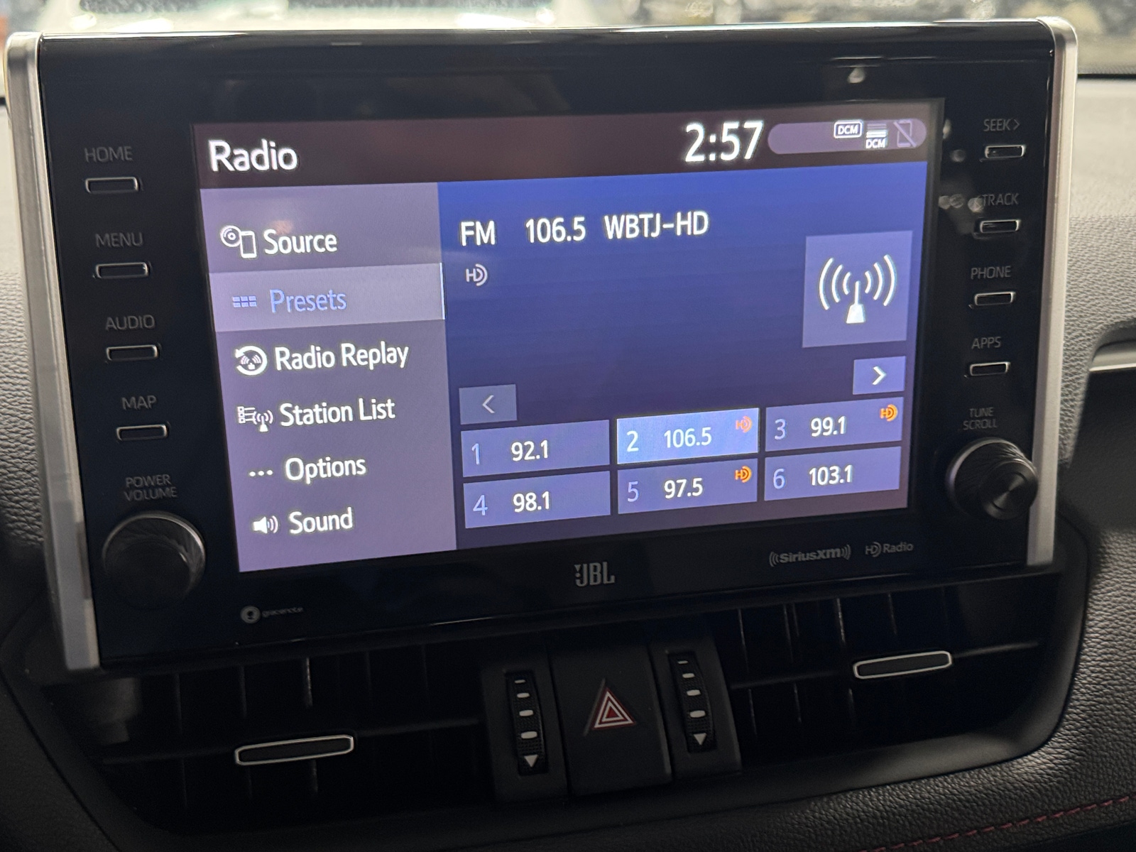 Thumbnail: 2021 Toyota RAV4 - 3