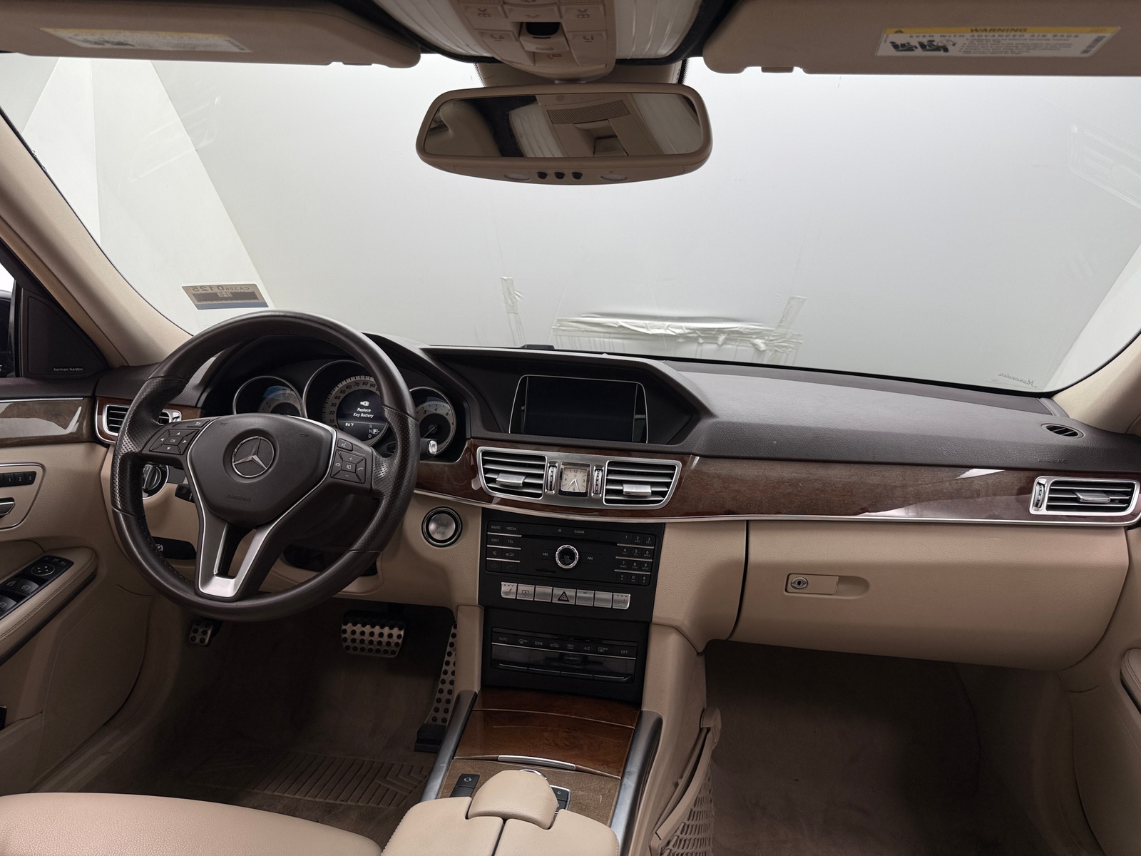Thumbnail: 2016 Mercedes-Benz E-Class - 2