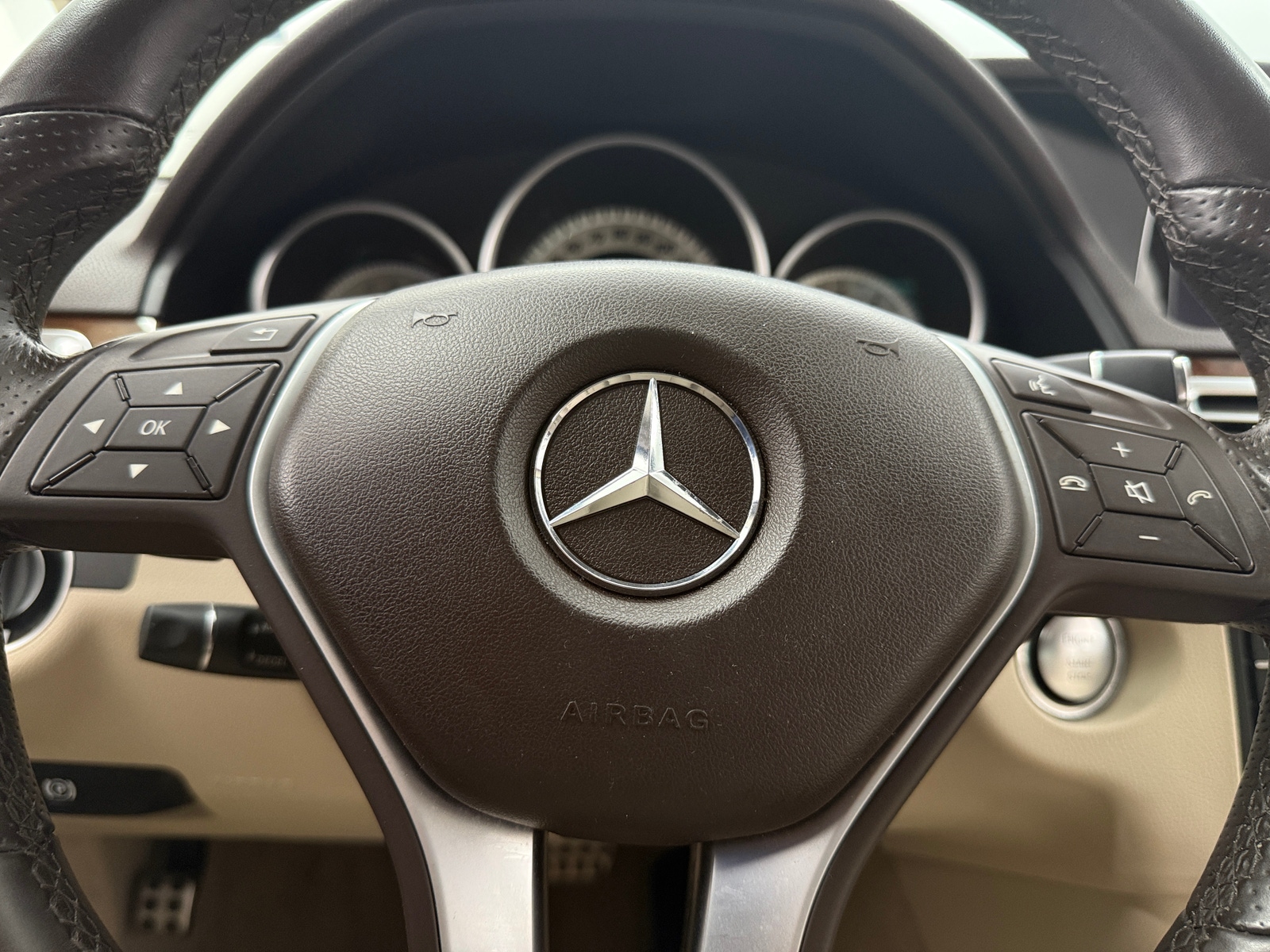 Thumbnail: 2016 Mercedes-Benz E-Class - 4