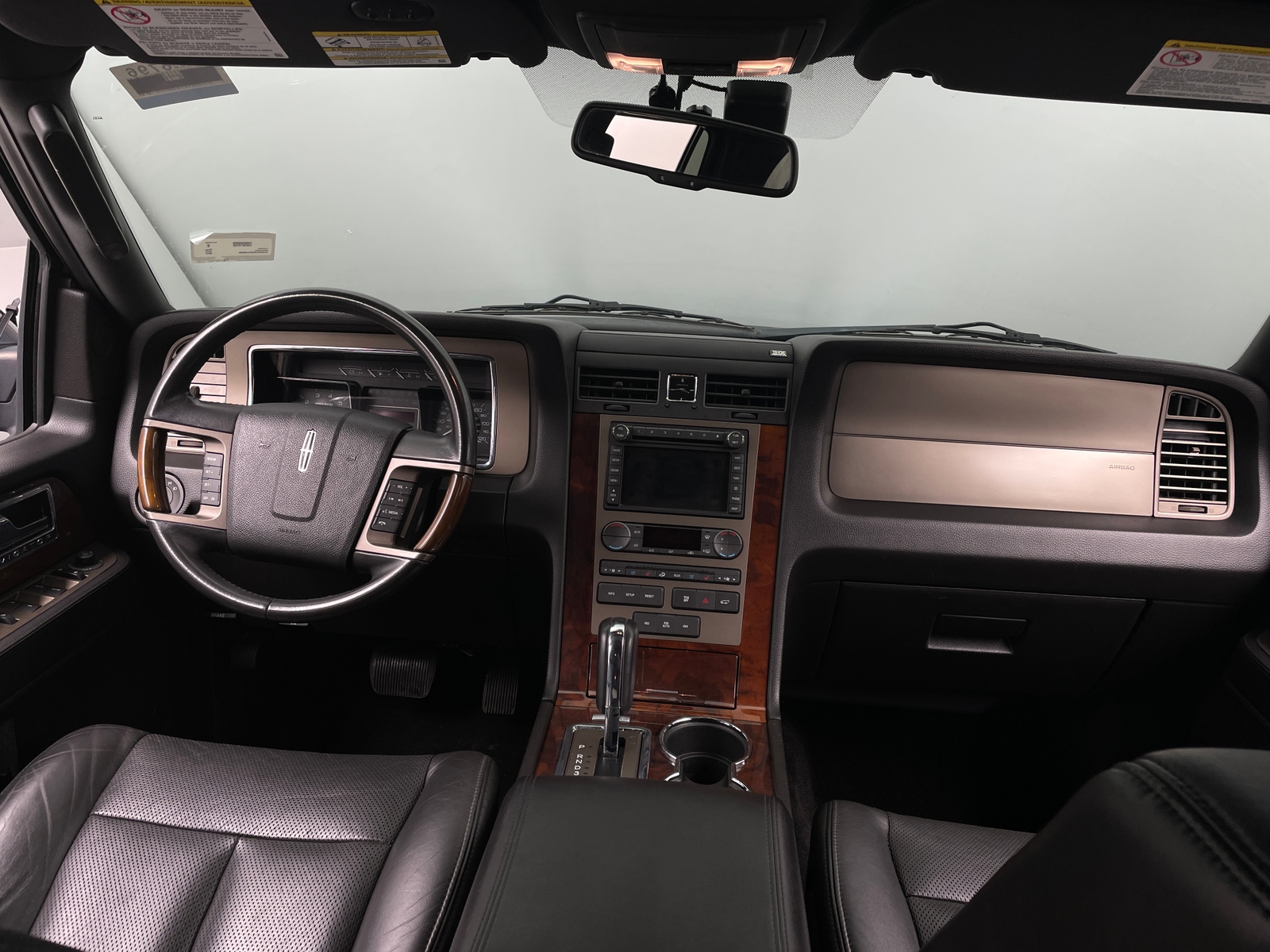 Thumbnail: 2012 Lincoln Navigator - 2