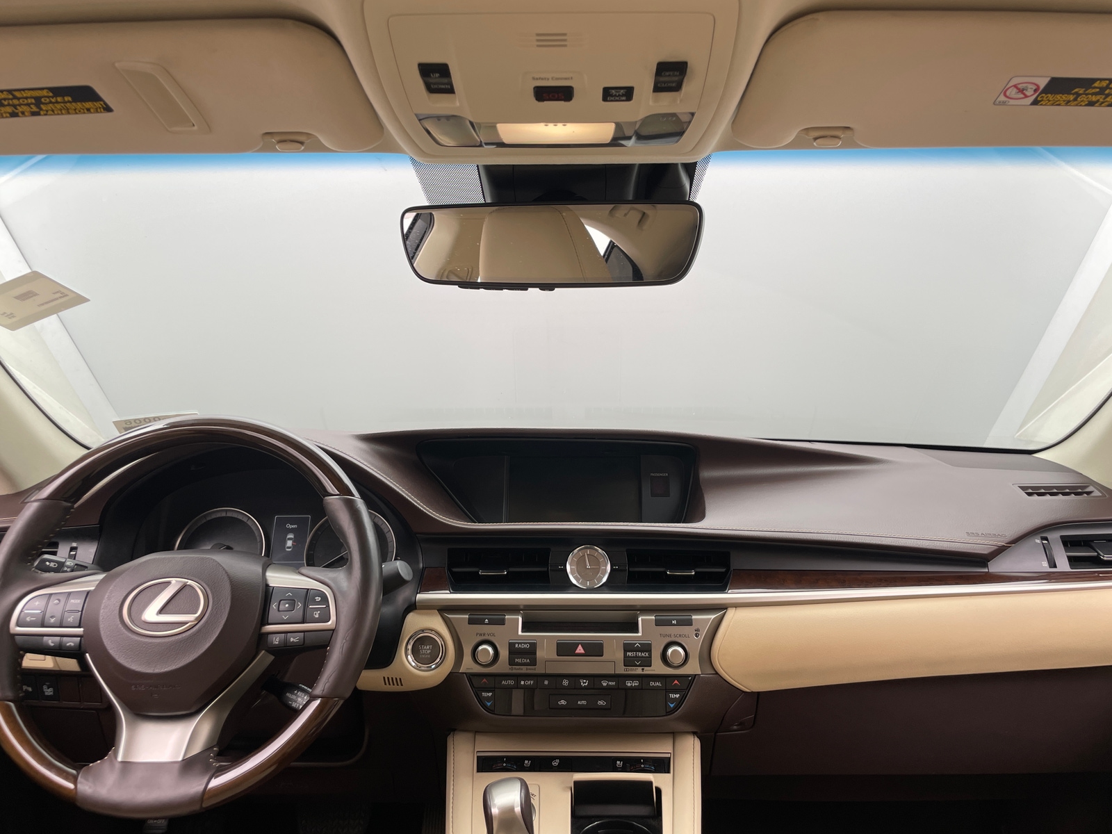 Thumbnail: 2016 Lexus ES - 2