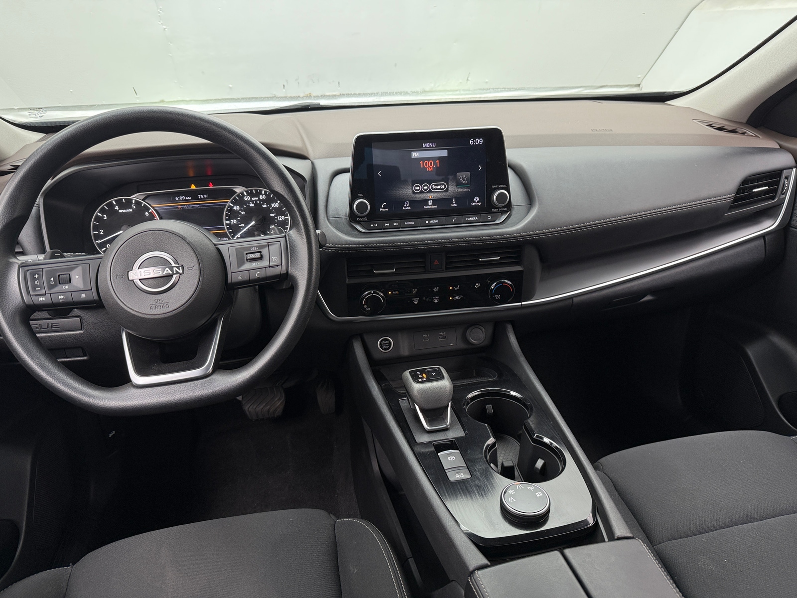 Thumbnail: 2023 Nissan Rogue - 3