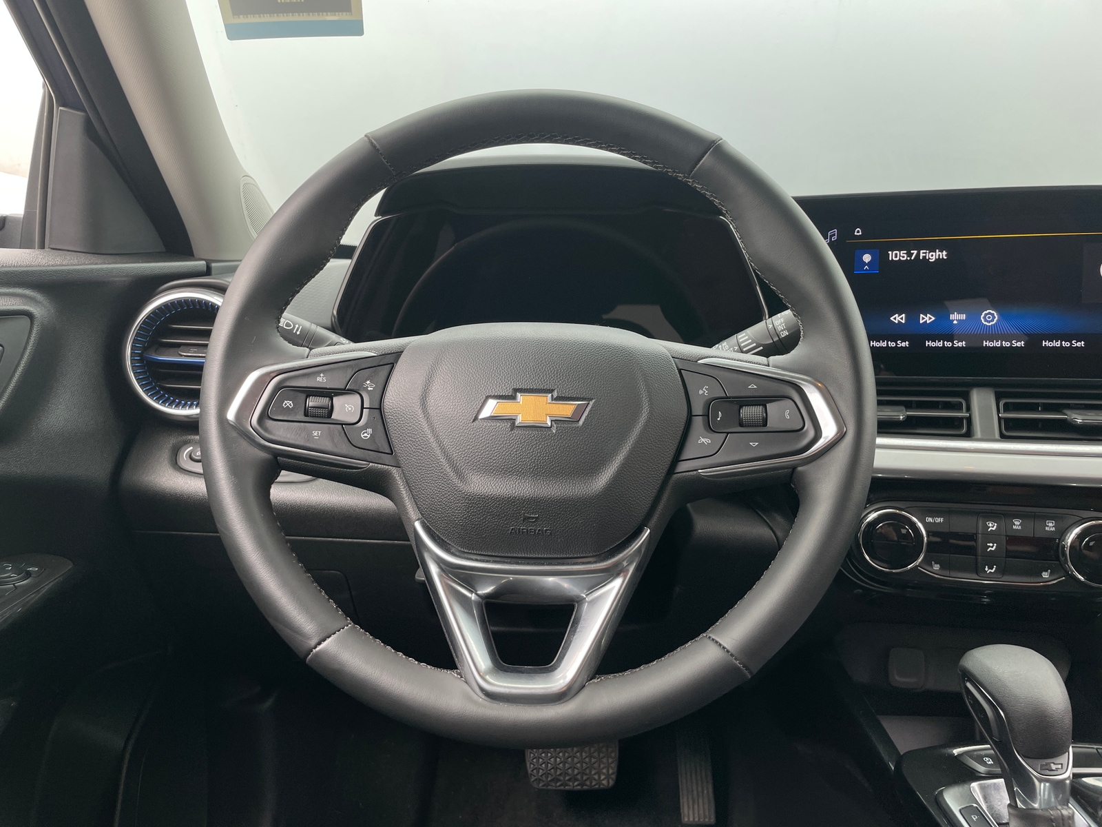 Thumbnail: 2024 Chevrolet Trax - 5