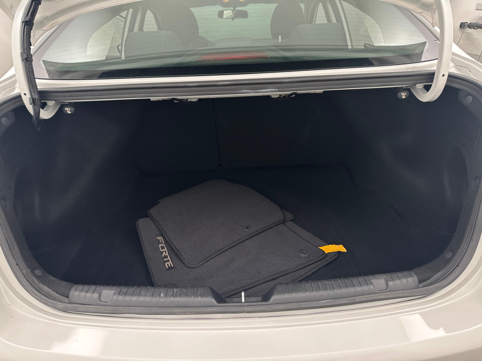 Thumbnail: 2018 Kia Forte - 7