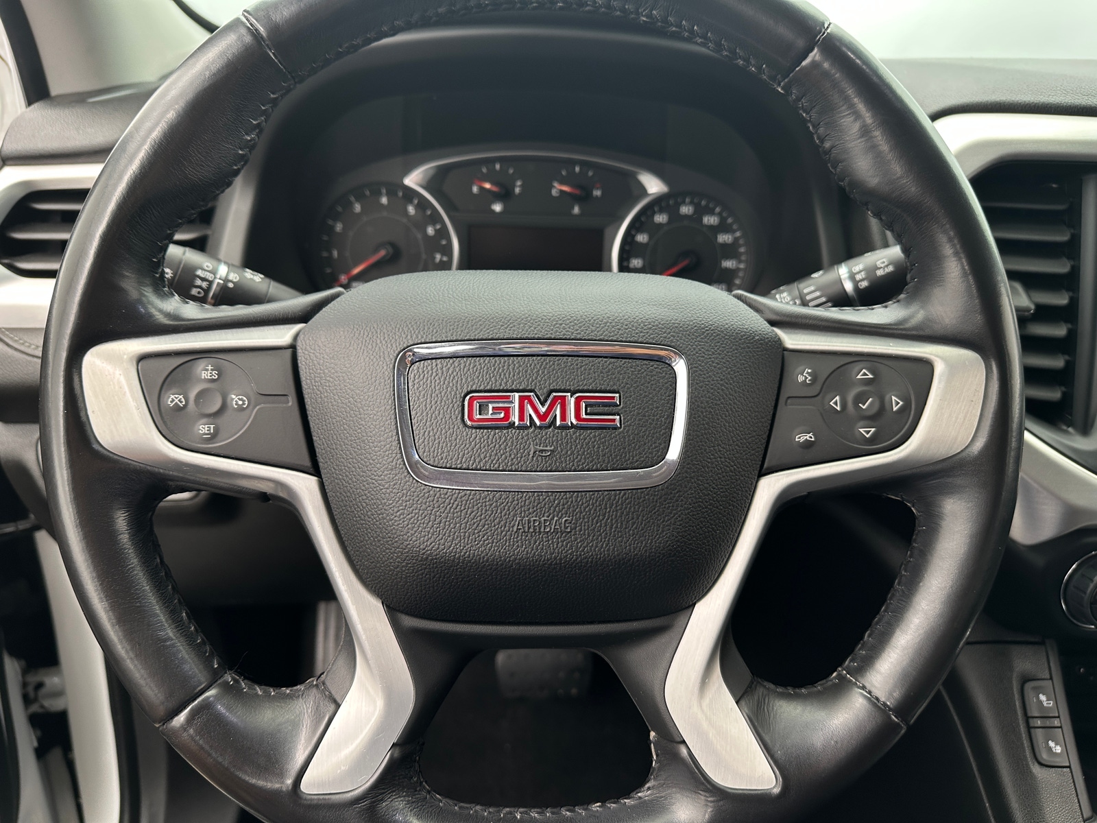Thumbnail: 2019 GMC Acadia - 4