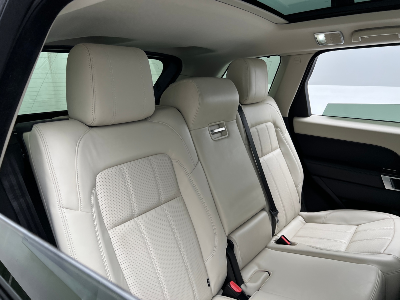 Thumbnail: 2018 Land Rover Range Rover Sport - 5