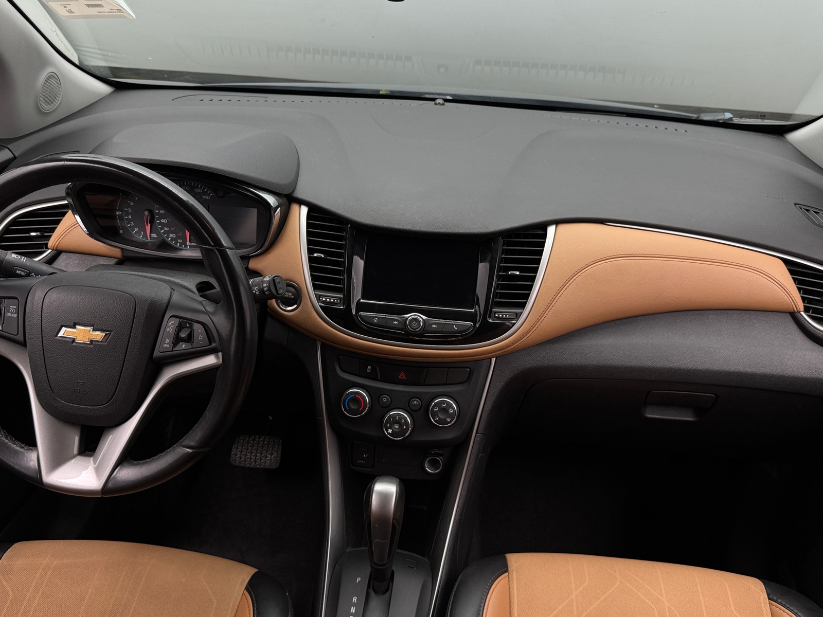 Thumbnail: 2020 Chevrolet Trax - 3