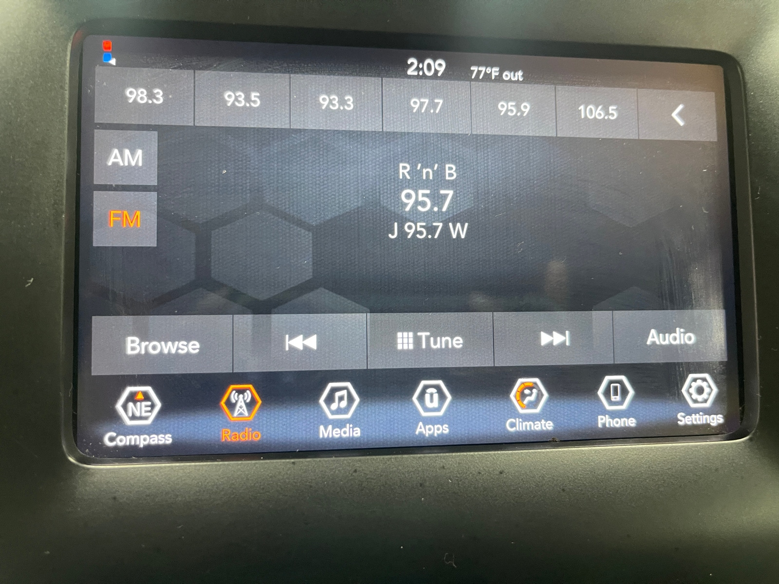 Thumbnail: 2019 Jeep Cherokee - 4
