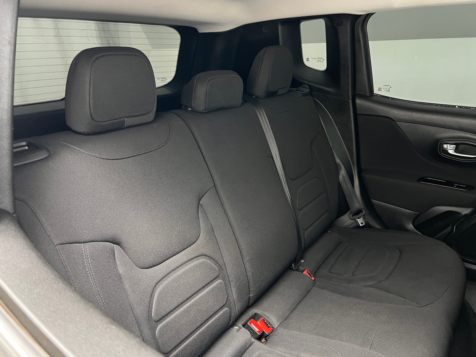 Thumbnail: 2021 Jeep Renegade - 6