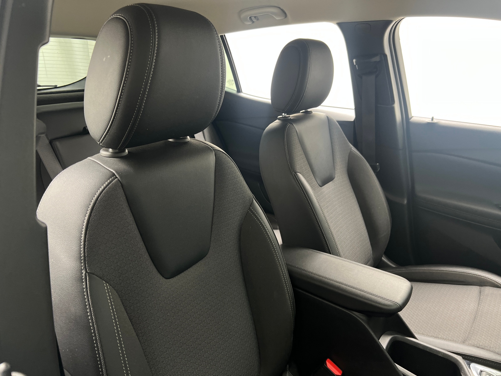 Thumbnail: 2023 Buick Encore GX - 2