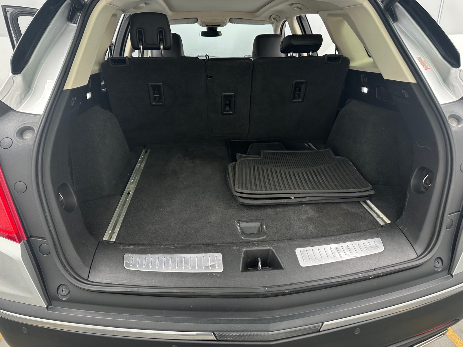 Thumbnail: 2019 Cadillac XT5 - 6