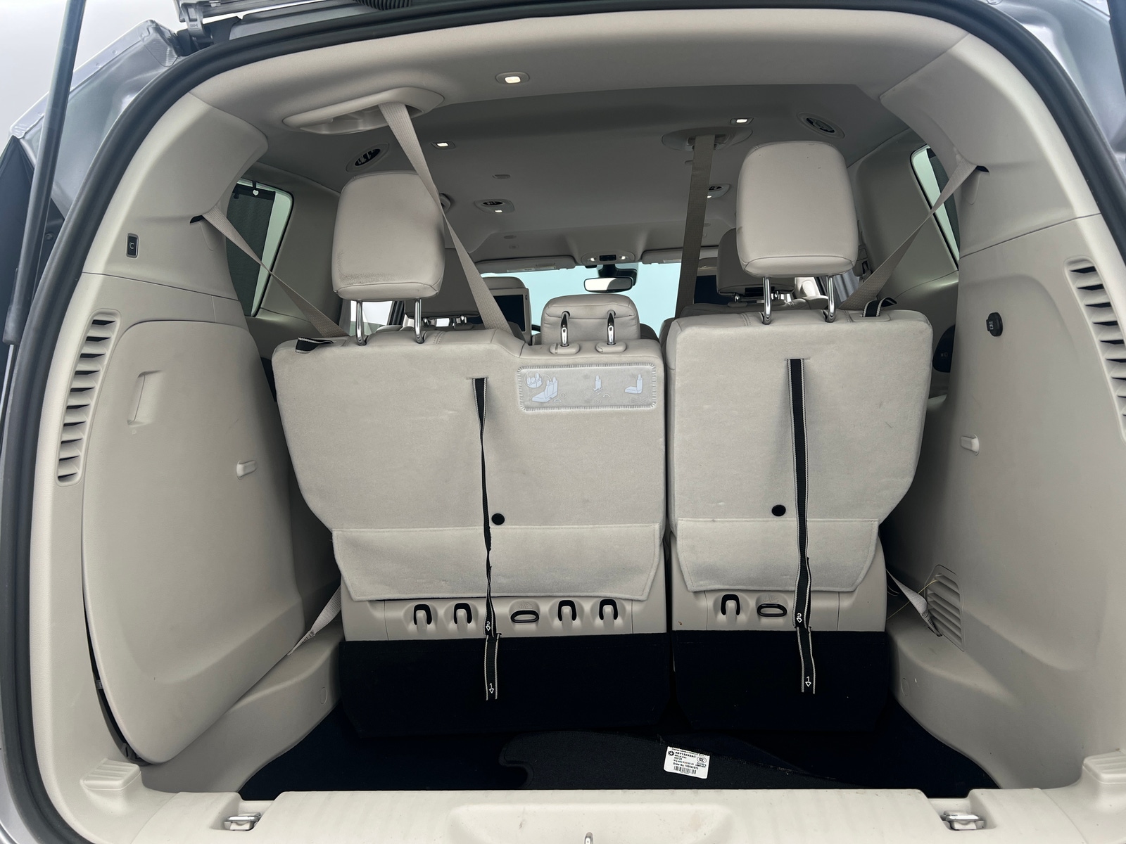 Thumbnail: 2020 Chrysler Pacifica - 6