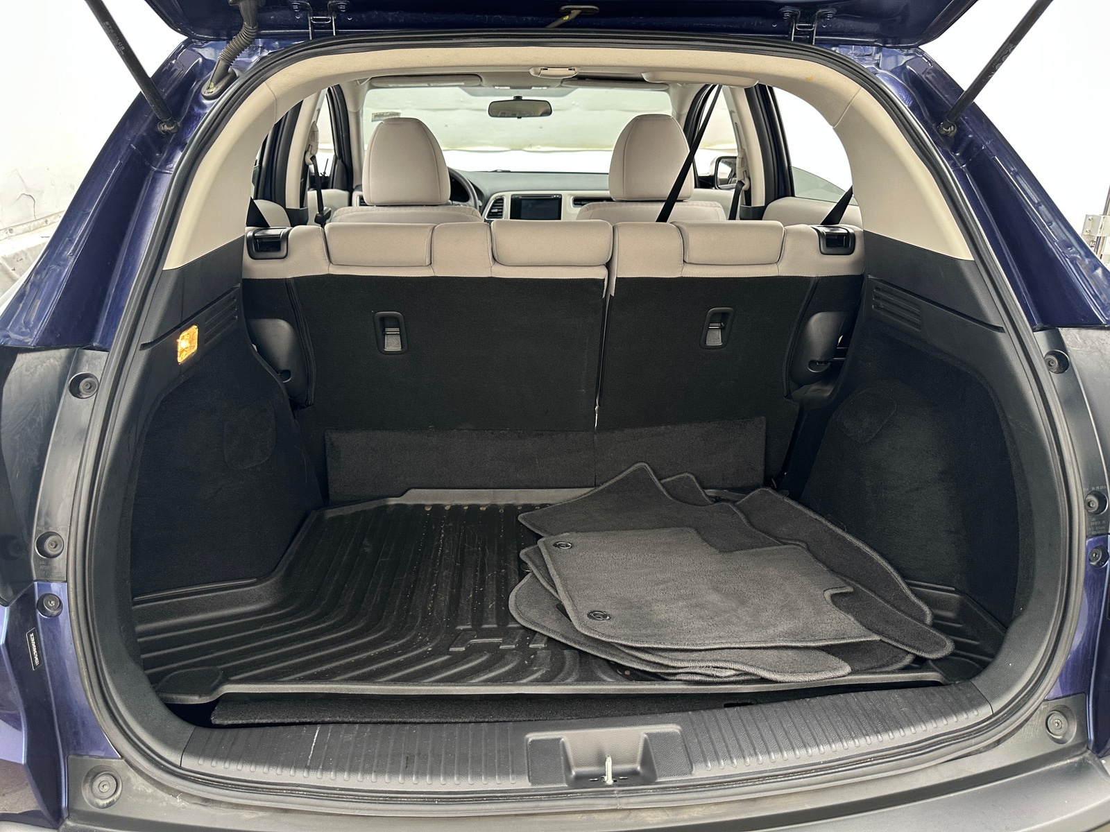 Thumbnail: 2017 Honda HR-V - 7