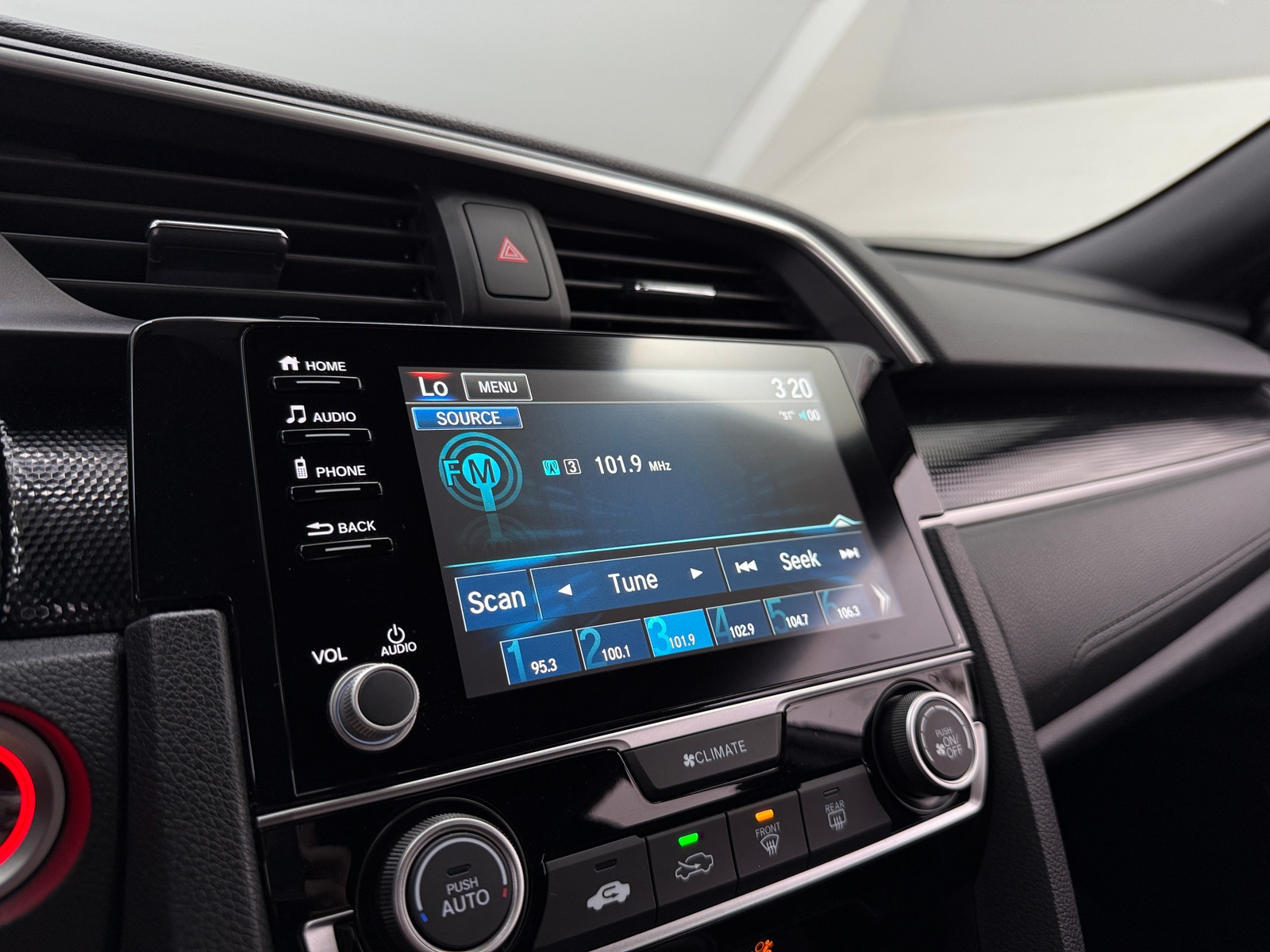 Thumbnail: 2019 Honda Civic - 4