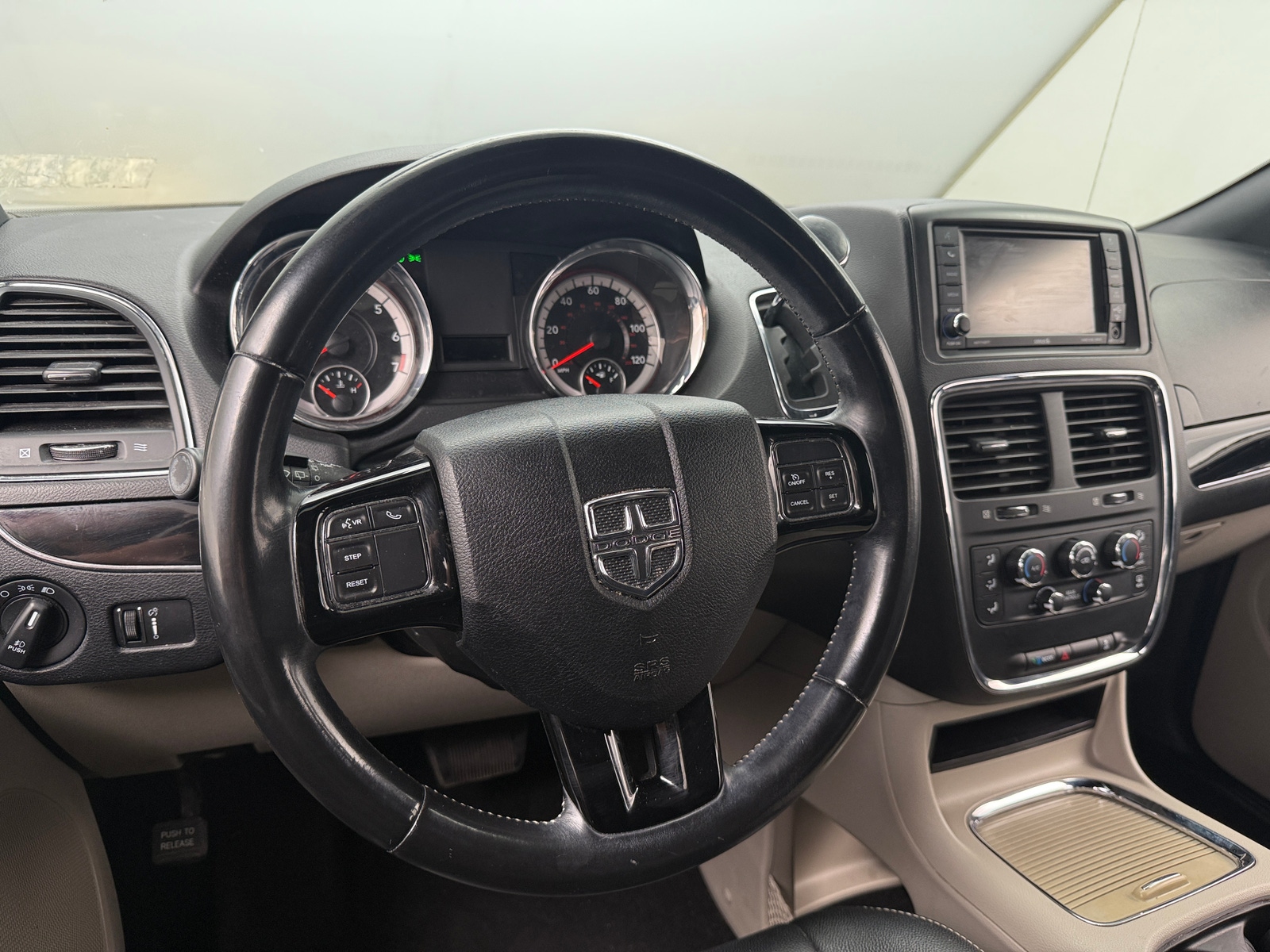 Thumbnail: 2019 Dodge Grand Caravan - 4