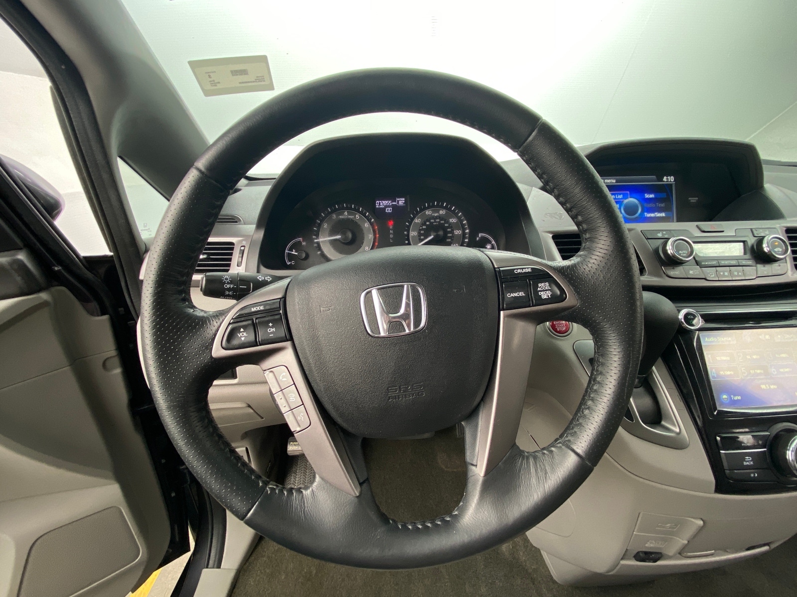 Thumbnail: 2017 Honda Odyssey - 4