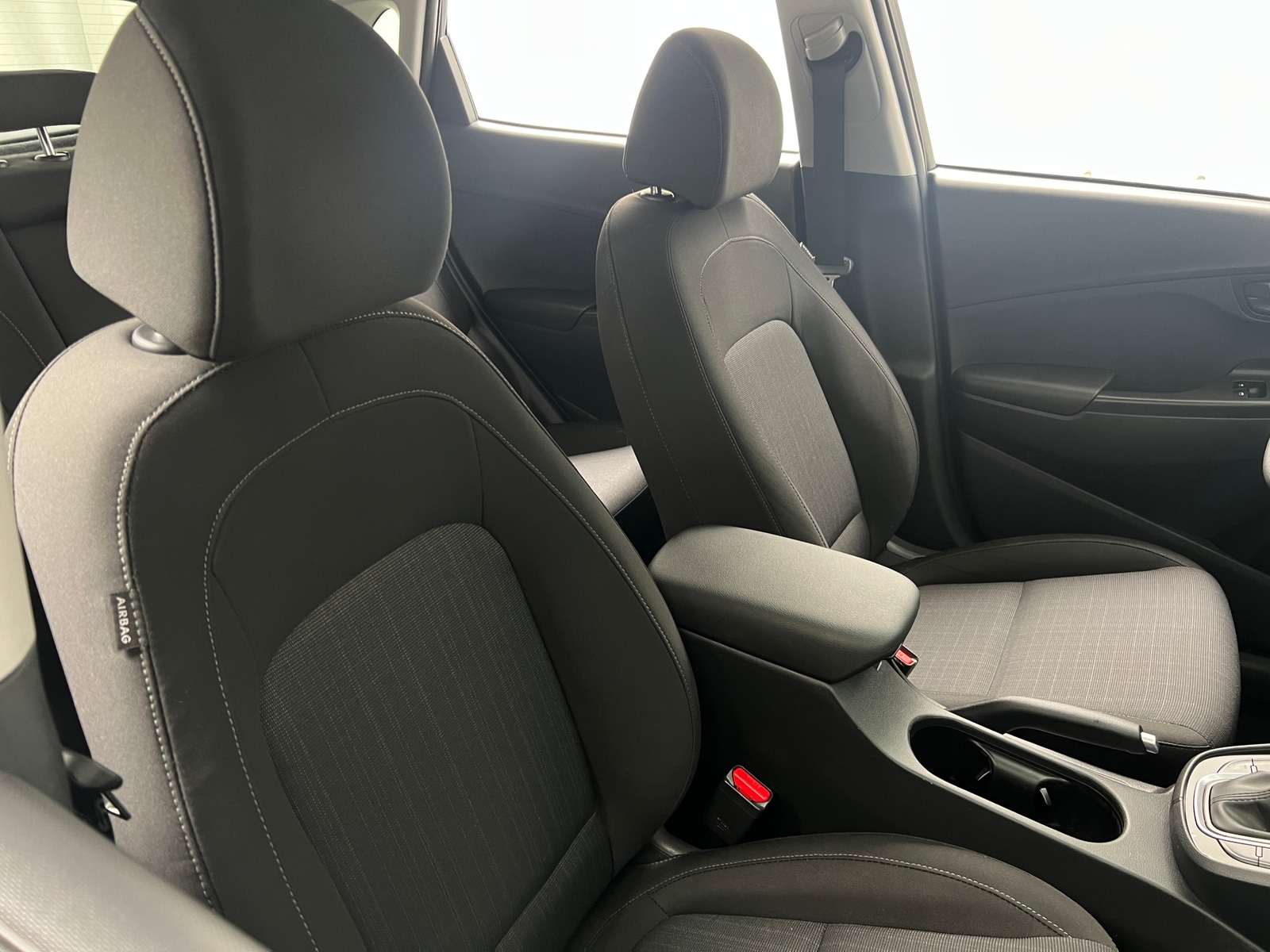 Thumbnail: 2023 Hyundai Kona - 2