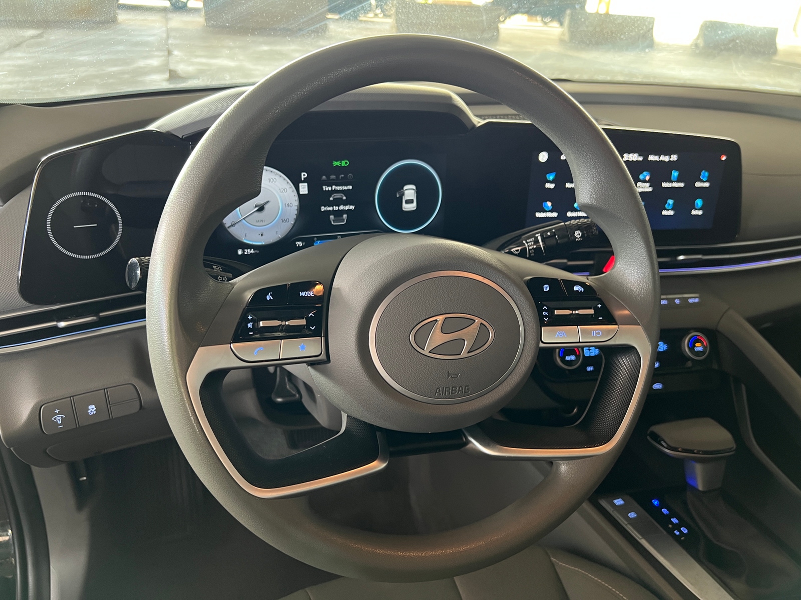 Thumbnail: 2024 Hyundai Elantra - 5