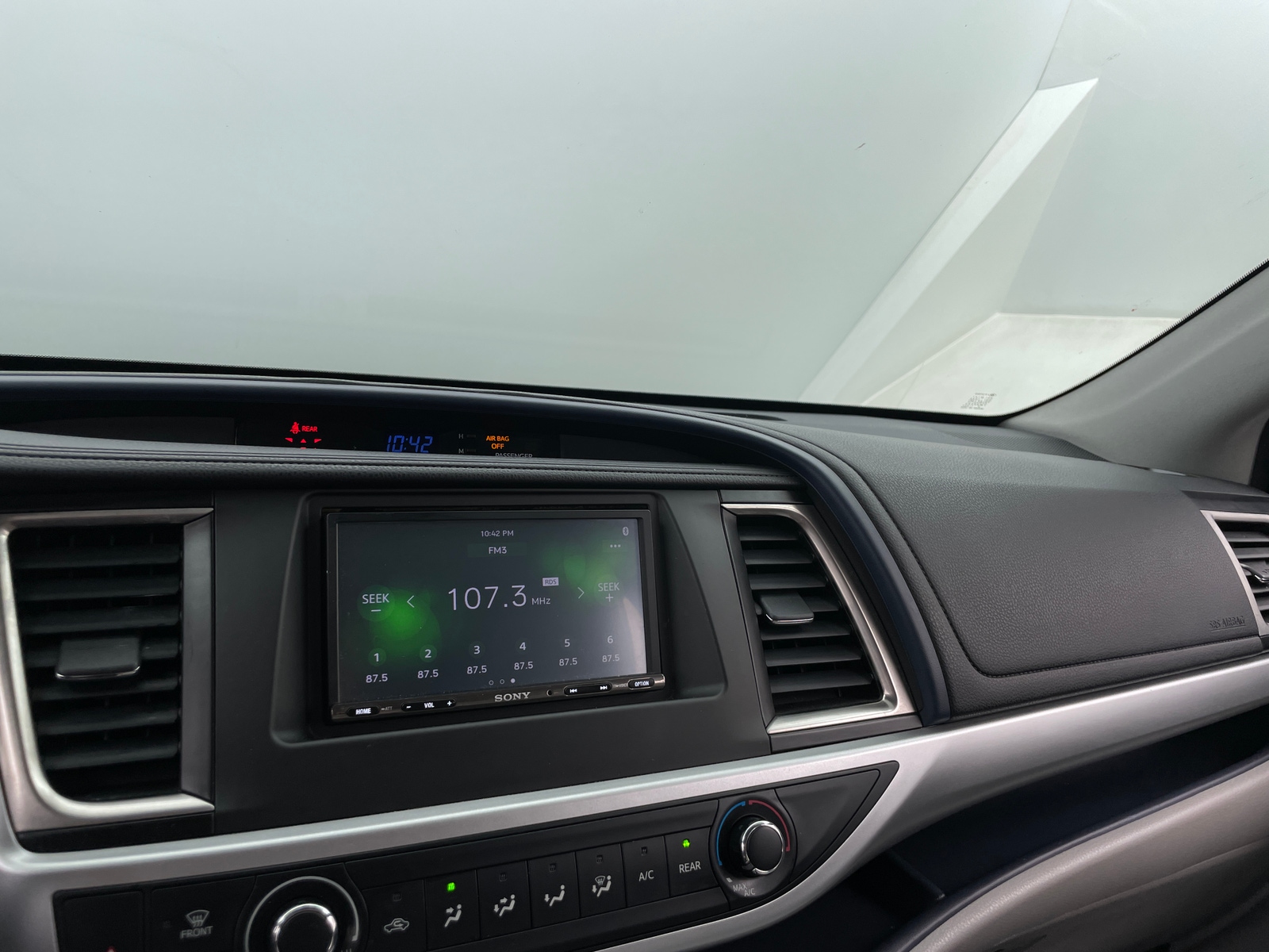 Thumbnail: 2018 Toyota Highlander - 4