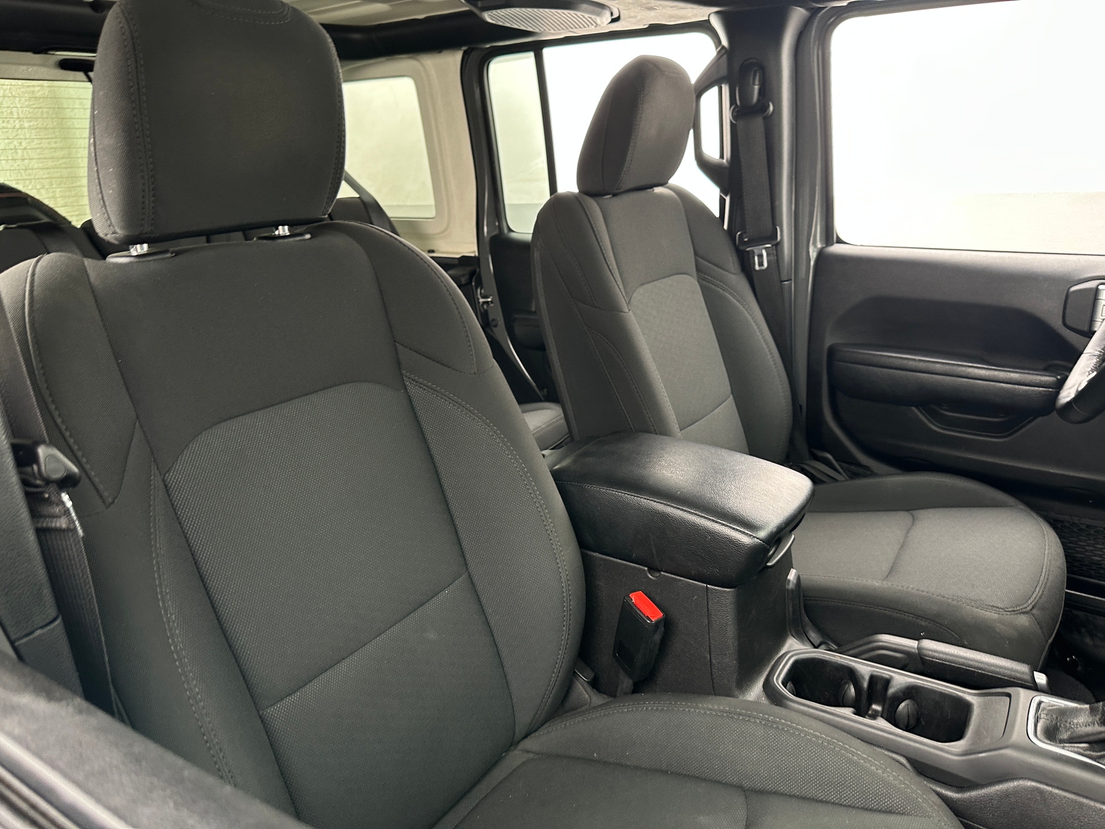 Thumbnail: 2022 Jeep Wrangler - 2