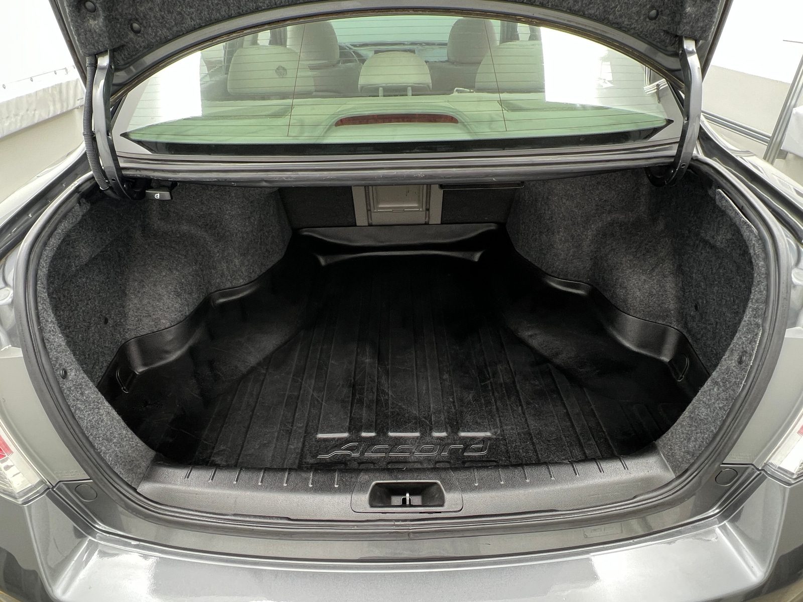 Thumbnail: 2012 Honda Accord - 6