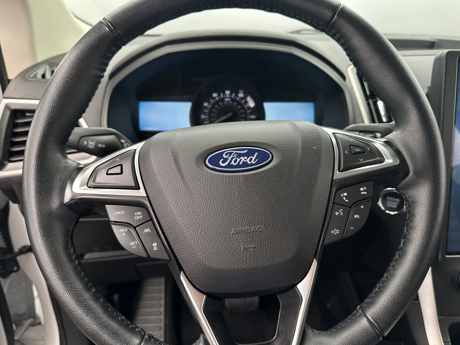 Thumbnail: 2024 Ford Edge - 4