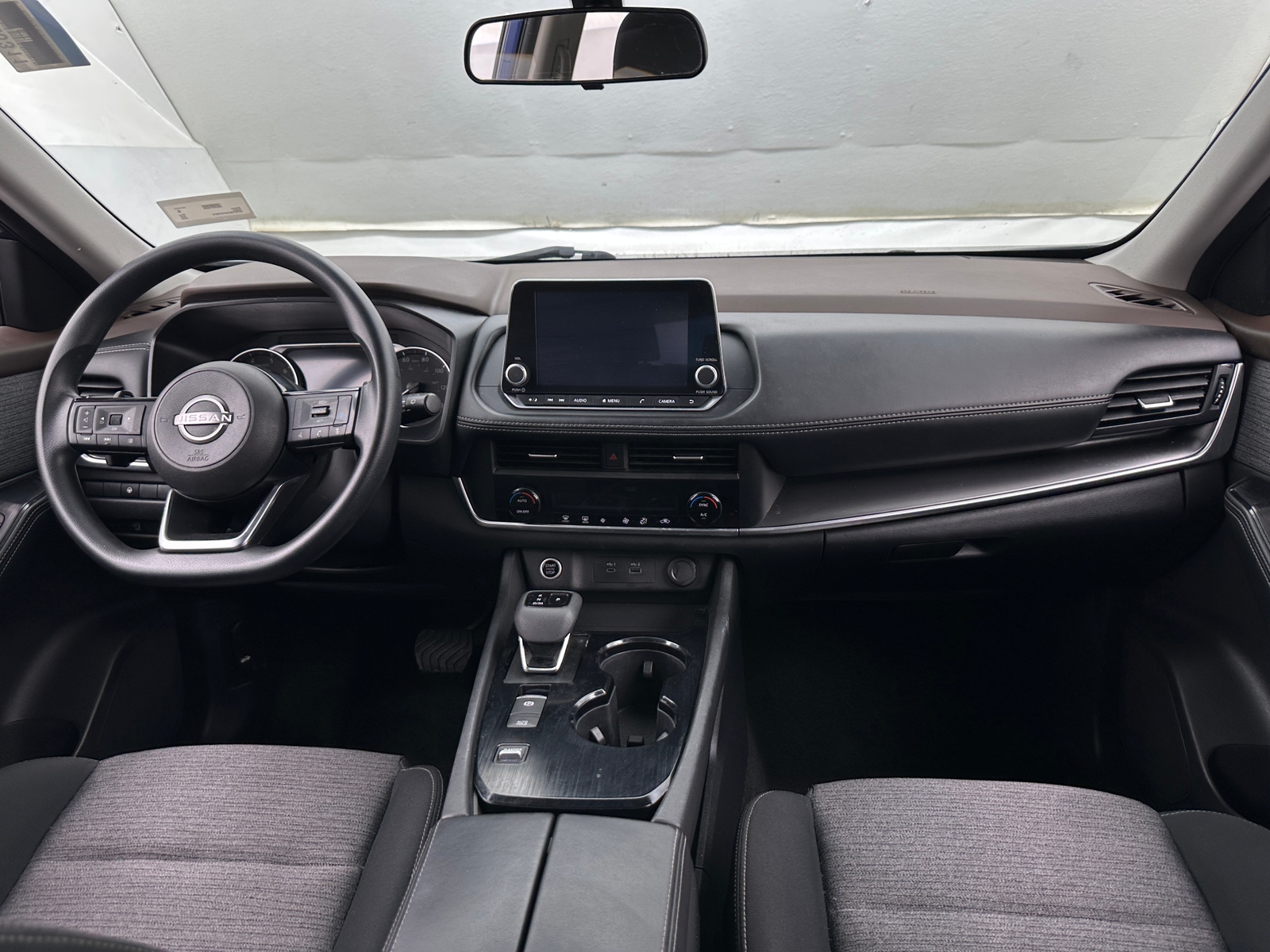 Thumbnail: 2023 Nissan Rogue - 3